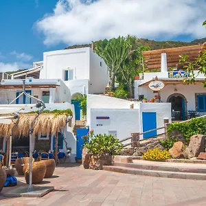 Eunymos 2*, Panarea Italy